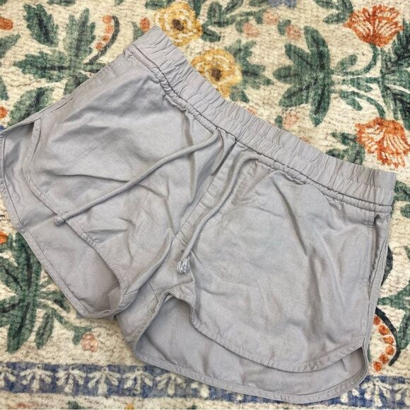 Aritzia Wilfred Free Gray Linen Blend Shorts Size Medium - Picture 1 of 5